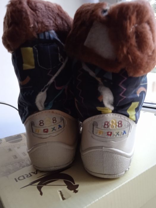 Сапожки детские новые