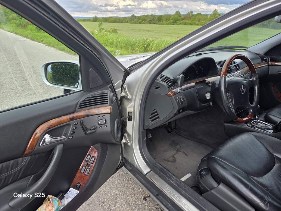 Mercedes Benz S320