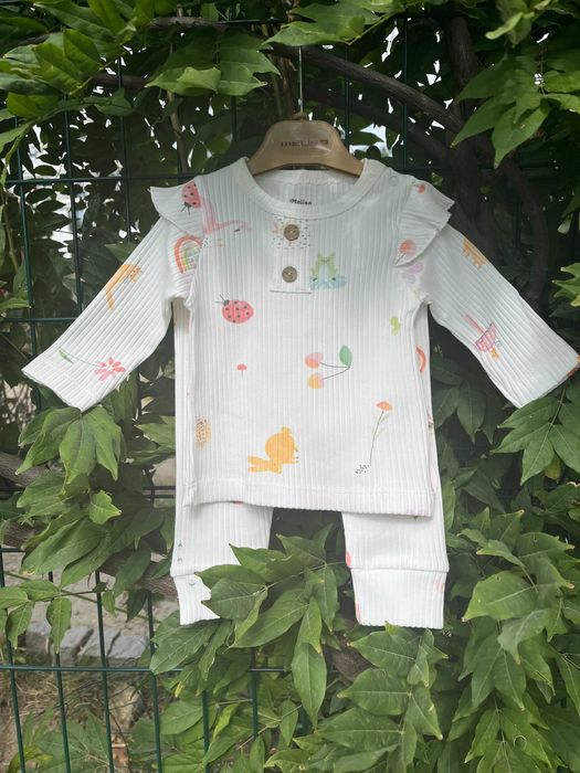 Комплект за момиче - 2 части (рипс)