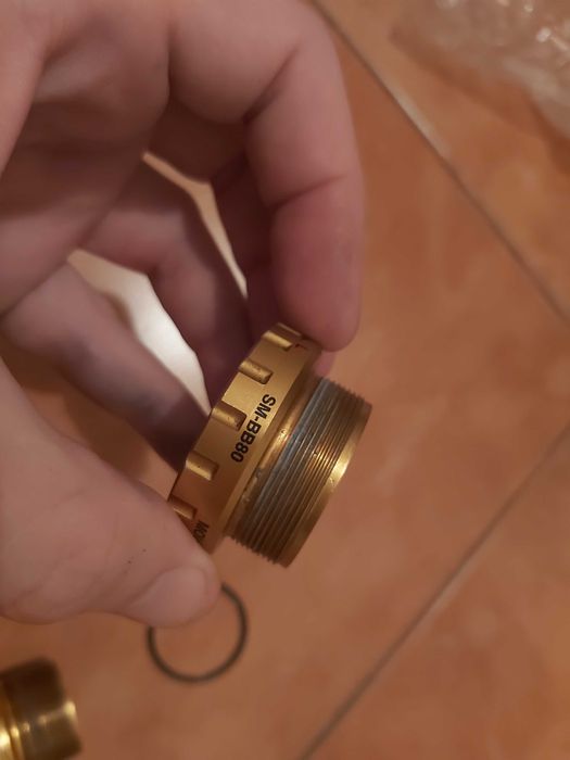 Shimano Saint Gold SM-BB80 - D Hollowtech 2 (monobloc BSA83mm)