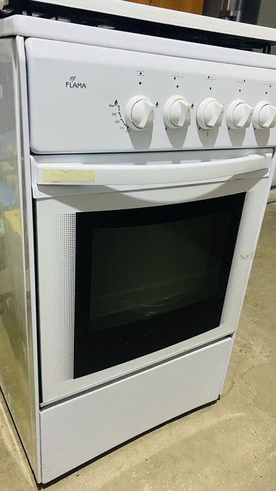 Продам газовую плиту