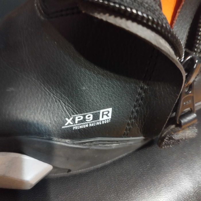 Мото Ботуши XPD XP9R BLACK+Acerbis Imapct evo 3.0 наколенки