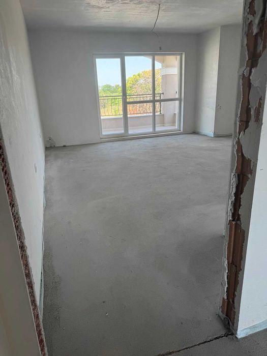 Тристаен апартамент в квартал Беломорски