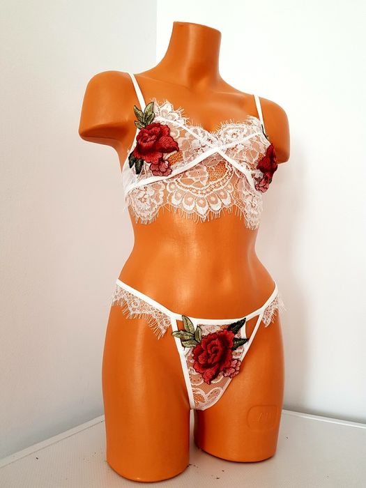 Seturi lenjerie intima sexy dama
