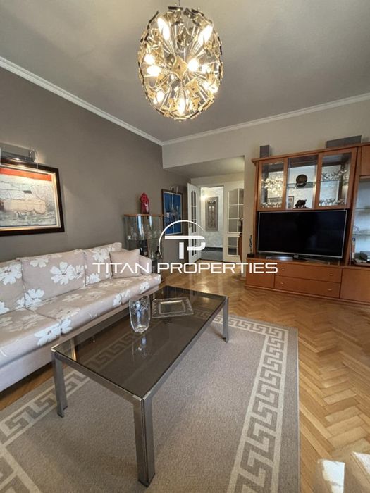Продава се Четиристаен апартамент в Бургас, Център - 120 кв.м за 2667 €/кв.м - Снимка #5