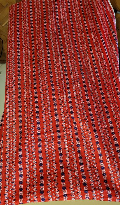 Платове и дамаски - различни видове