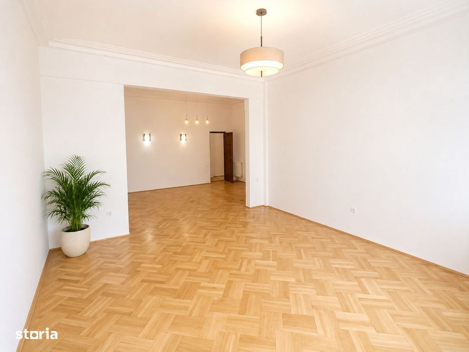 Apartament 4 camere | Universitate Armeneasca | Centrala Proprie