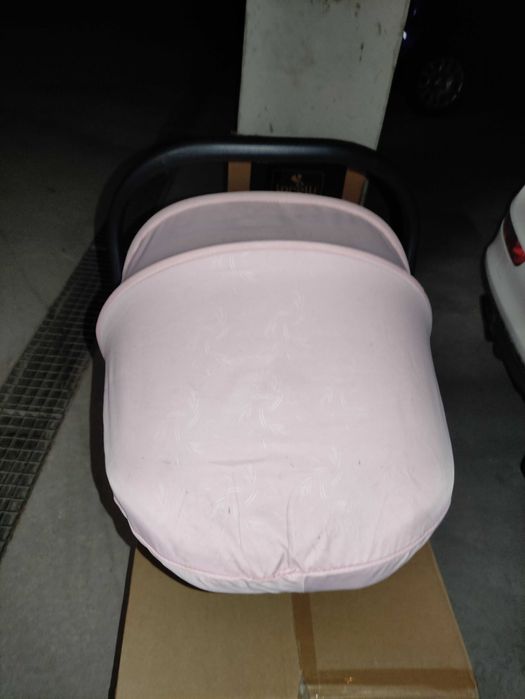 Бебешко Детско кошче за кола