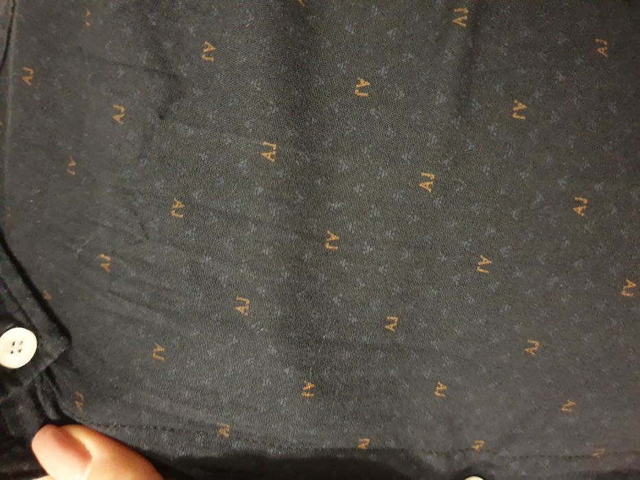 Продавам ризи Dsquared, Armani ,Zara