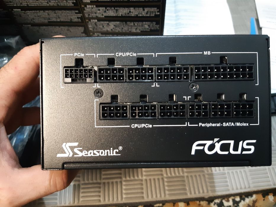 БП Seasonic Focus GX1000