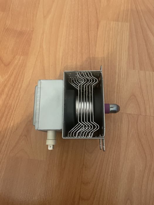 Магнитрон от микроволновки