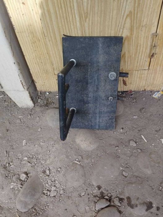 Транец —  задняя часть лодки подвесного лодочного мотора