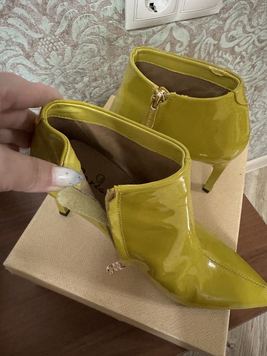 Полусапожки женские