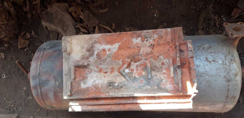 Продавам керемиди