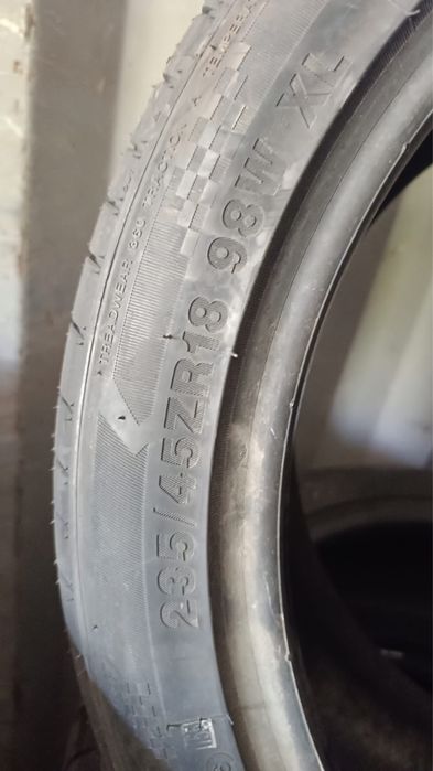 Шины 235/45R18 (4шт)