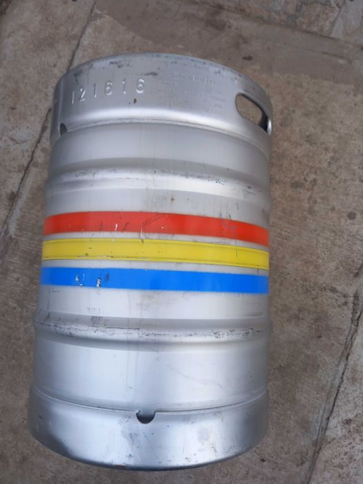 Butelie hidrofor din butoi de bere