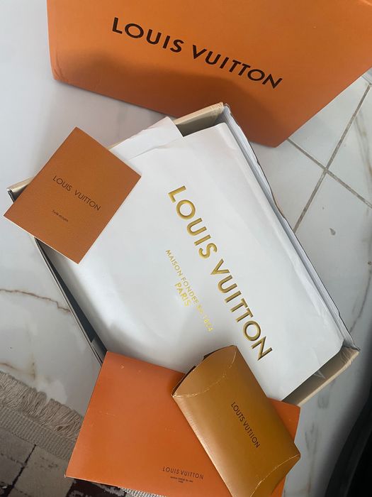 adidasi louis vuitton