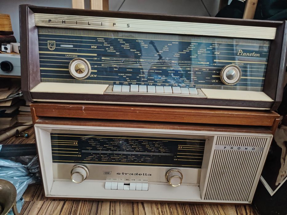 Radiouri de colecție Philips vechi antice