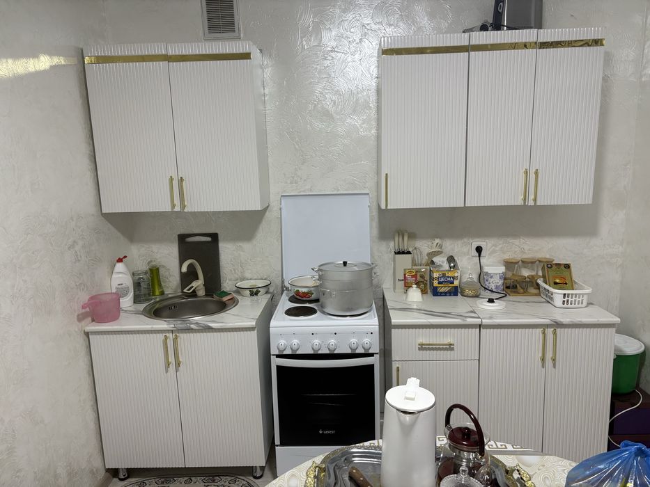 продается кухонный гарнитур