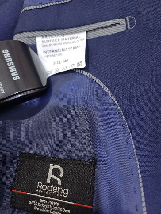 Школьный костюм на мальчикаа 9-10 лет