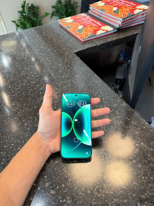 Обменяю Xiaomi 17 pro 256gb