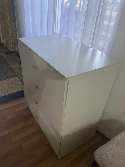 Продам белый комод