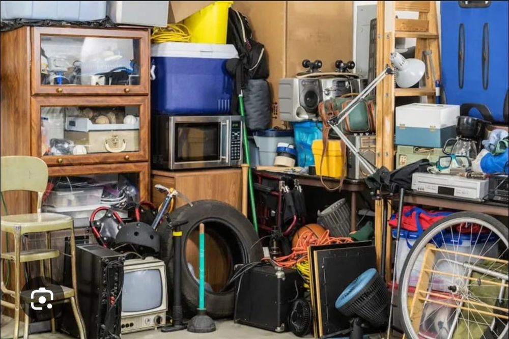 Debarasăm apartamente mobilă veche