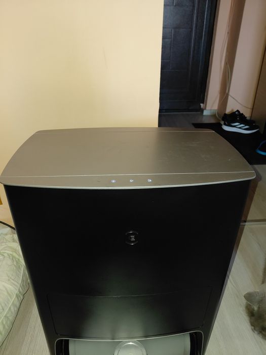 Aspirator robot ecovacs x1 omni