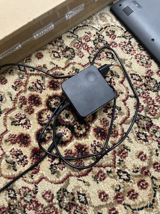 продам ноутбук офисный