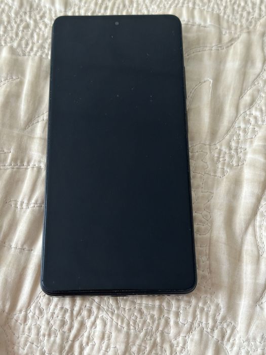 Продам телефон на запчасти