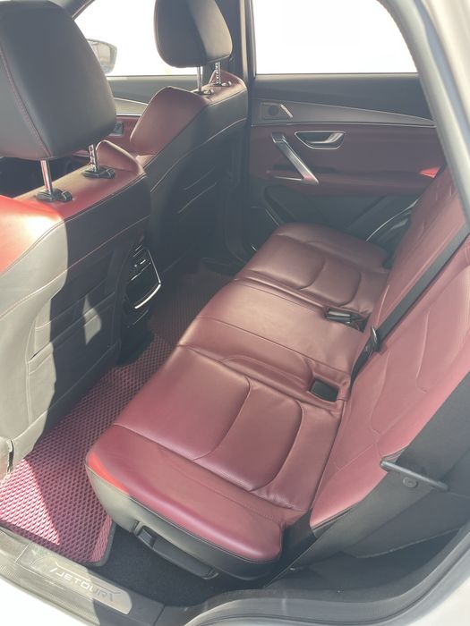 Продается JETOUR X 70 plus