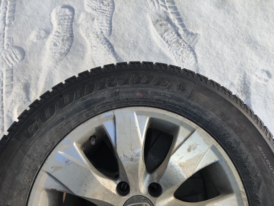 Диски с шинами .