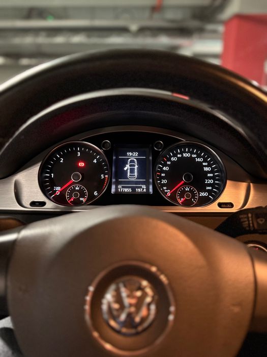 Volkswagen PASSAT 2.0 TDI  4 MOTION DSG 170 CP Highline