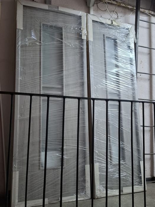 Vand usi de interior