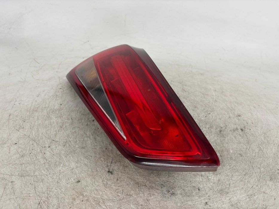 Stop stanga/dreapta Audi A1 an 2015