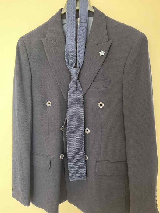 Мъжко синьо сако