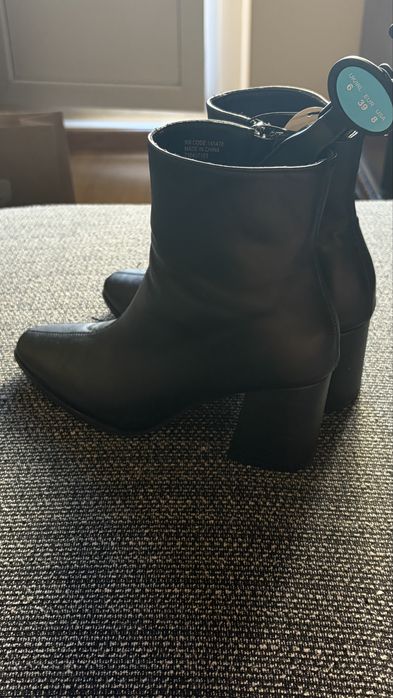 Ghete primark 39 noi