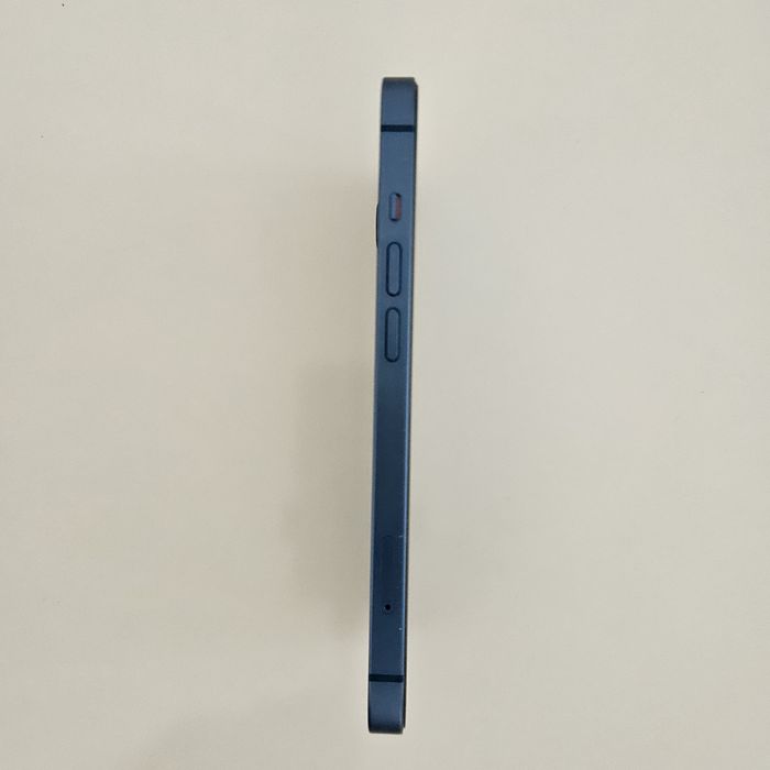 iPhone 13 син 128GB