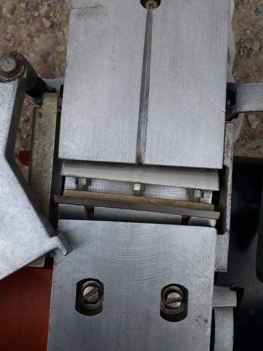 Рубанка электрически