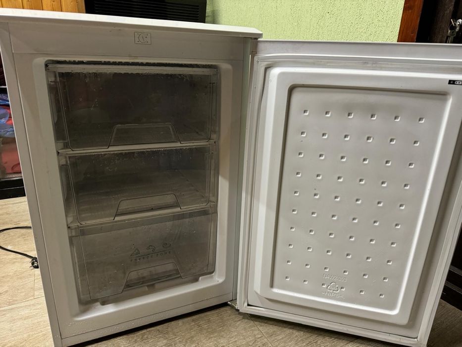 Vand vitrina frigorifica