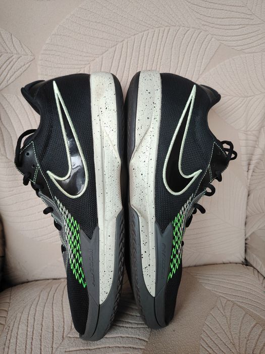 Запазени мъжки Nike два чифта