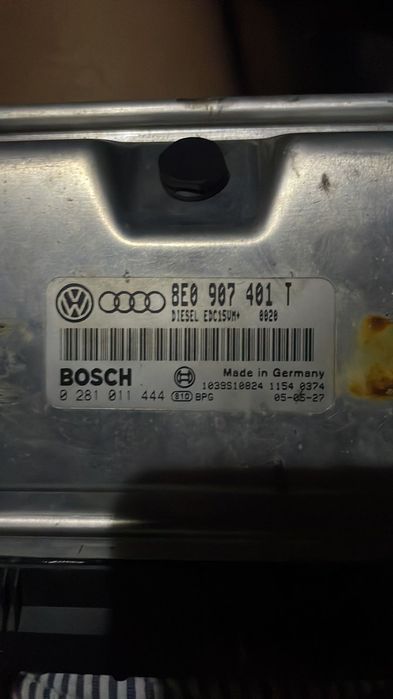 Компютър Vw 2.5tdi BDG 163кс 8E0 907 401 T