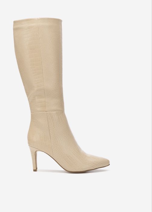 Vând cizme bej din piele ecologica