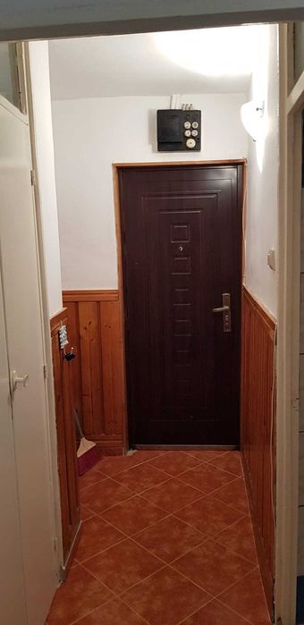 Garsonieră de vânzare