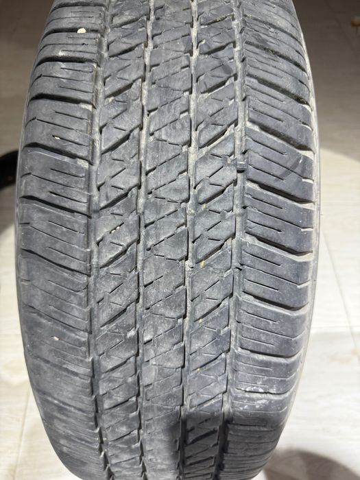Продаю комплект шин  Bridgestone Dueler H/T 265/60 R18