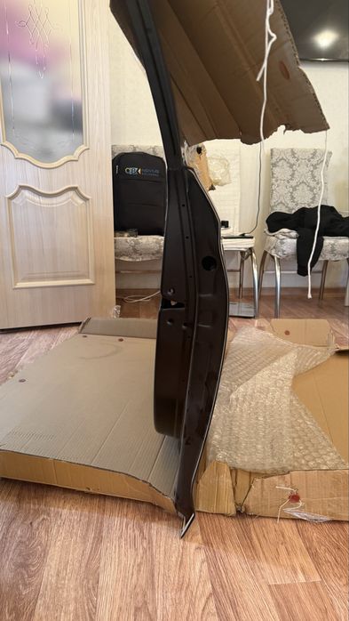 Продам новая дверь передняя правая