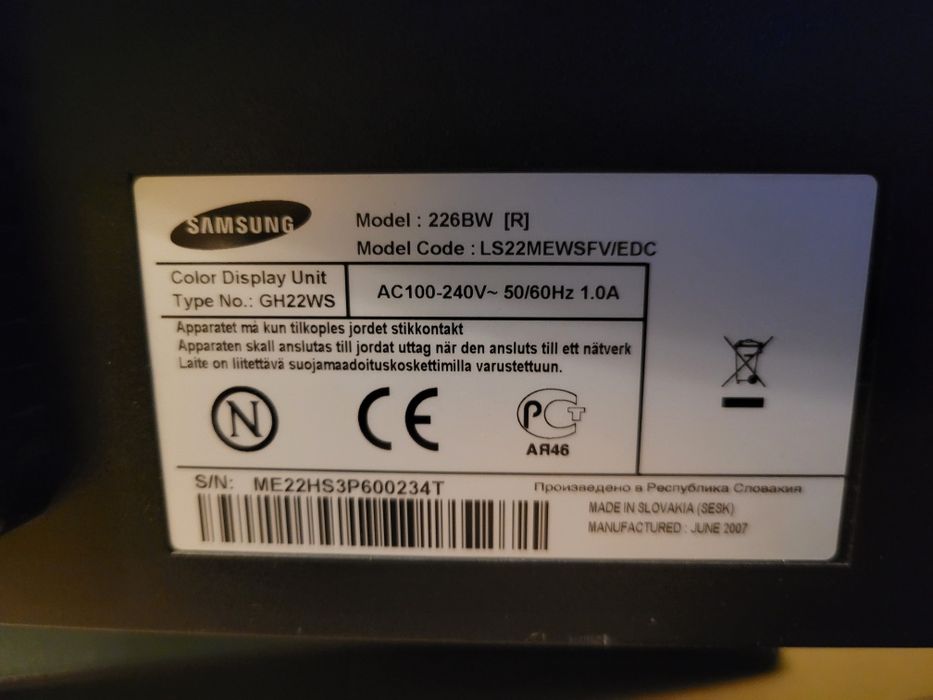 Монитор Samsung 22" 226BW