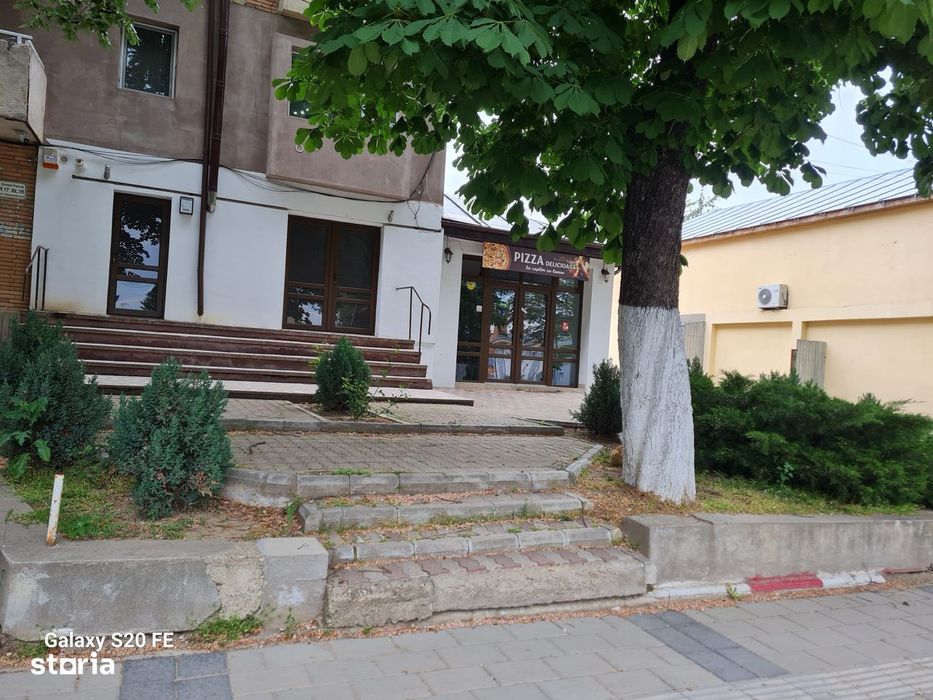 Vând/Închiriez spațiu comercial cu suprafața de 110mp în orașul Panciu