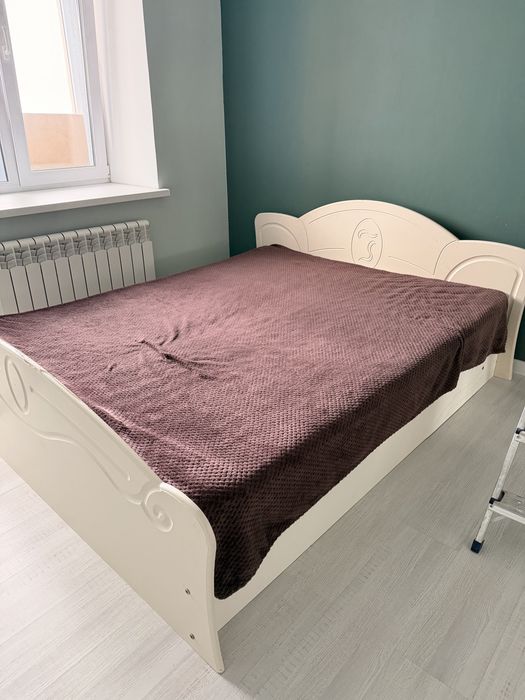 СРОЧНО продам кровать