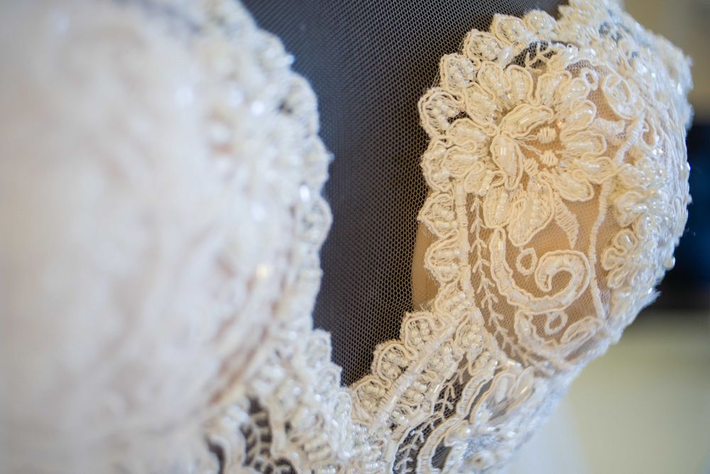 Rochie de mireasă Maya Fashion, mărimea XS/S, cu voal și diademă